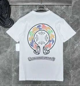 Chromees Mens T Shirt Kalp Kalp Yüksek Kaliteli Marka Mürettebat Boyun Kromları Kısa Kollu Üstler Tees Tişörtleri Sıradan Horseshoe Sanskrit Çapraz Baskı KN4