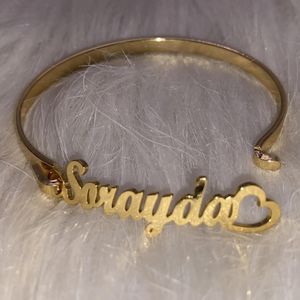 Bracelets Customized Name Bracelets for Women Personalized Heart Name Bangles Unique Design Bangle Fashion Stainless Steel Jewelry Gift