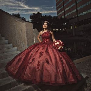 Nowa czerwono -Quinceanera Dress Ruffles Suknia balowa aplikacje koronkowe koraliki gorset słodki 16 urodzin suknie vestidos de 15