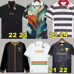 23 24 Venezia Maglie da calcio Home Nero Away Bianco Terzo Blu 4 Rosso 10 ARAMU 11 FORTE Venezia 2023 2024 BUSIO 27 Maglie da calcio 3rd Adukt Kids Kit Uniformi