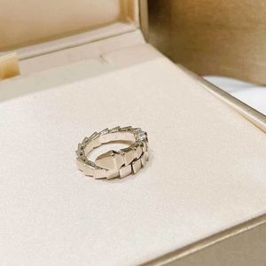 Storlek 8 Twisted Rings Knut rep Ring Storlek 6 Mångsidiga smycken unisex mångsidig ring 18K guldpläterad ring silver pläterade smycken gåvor 3 färger ringar set gåvor