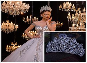 Rabat Luksusowe duże kryształy korony ślubne Tiaras Opaska ślubna przyjęcie urodzinowe Tiara Princess Crown Hair Decors Klejnoty J3657017