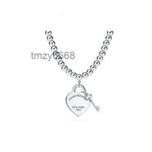 Designe Luxus beliebte S925 Sterling Silber Herz Schlüssel vergoldet Diamant Halskette Liebe Anhänger Kragen Kette mit Box 7BK6