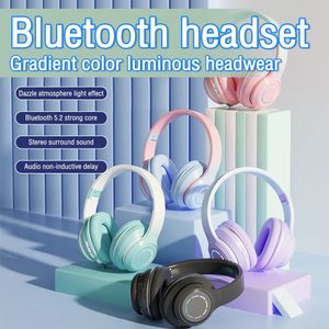 Hörlurar/headset 2023 Trådlös headset Gradient Färg Bluetooth hörlur LED Light Music Earphone med Mic för iPhone Kids julklappar