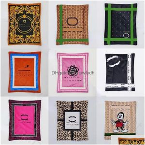 Fashion P Dog Mat Designer Vintage Print Pet Pad Warm Breattable Filt Schnauzer Corgi French Bldog Drop Delivery Dhgiu