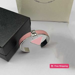 Bracelet Necklace 2024 New Fashion Look Plated Designers Earrings Necklace Bracelet Designer latest fashion for women Geometric Earring for Wedding Party Jewerlr