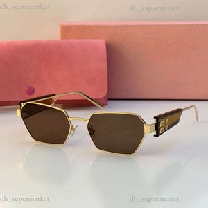 Sonnenbrillen für Damen, Mius-Mius-Brillen, Luxus-Designer-Sonnenbrillen, neues Produkt, moderne Raffinesse, trendig, sexy, gute Qualität, Designer-Sonnenbrillen mit kleinem Rahmen