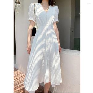 Party Dresses White Bubble Sleeve Women's Dress 2024 Summer V-Neck French Light Luxury Waist Show Thin Temperament Gentle A-line Long