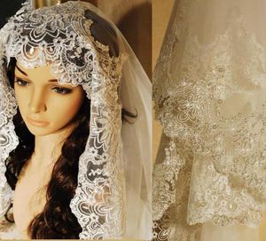 Bridal Veils Real Pos Whiteivory Cathedral Wedding Veil 3M med Comb Lace Pärlor Mantilla -tillbehör Veu de Noiva1511101