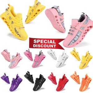 Designer shoes Running shoes men women Lacing Triple Black orange University yellow trainers Sports sneakers playground