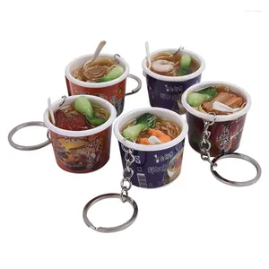 Chaveiros 10 pçs/set 3.8/3/3cm 3D Resina Sinstant Macarrão Chaveiros Simulação Food Car Bag Acessórios Promoção Presente Anel Criativo