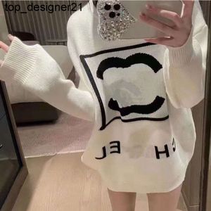 NOWOŚĆ 2024SS Women Designer Ubranie Zima swetry Pullover Designer Ubrania Kobiety luźne załoga szyja długie rękawy długie wełniane dzianiny mody Sweter damski