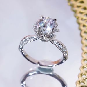 Rosenbrunnen-Diamantring mit hohem Kohlenstoffgehalt aus S925-Sterlingsilber mit platinierter Blume für Frauen, edler Schmuck, Hochzeit, 240112