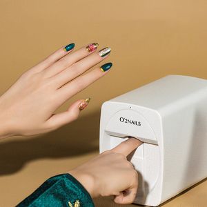 2024 Automatisierte Nageldruckermaschine 3D Digital Nail Art Fashion Tragbarer Preis Schönheitsausrüstung Jeglicher Desigm auf Ihrem Nagel