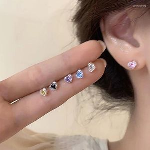 Orecchini a bottone 1 paio mini orecchini colorati per piercing alla cartilagine dell'orecchio del cuore per le donne Y2k accessori gioielli