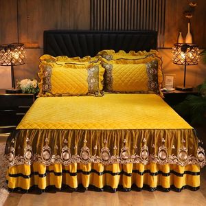 Luxur Crystal Velvet Fleece Super Soft Quilting Spets Bedskirt Bedclothes Madrass Cover Bed Bread Pudowcases Home Textiles 240112