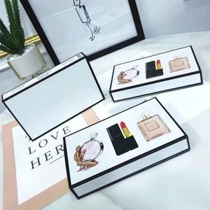 top 2021 selling Makeup Set Collection Matte Lipstick 15ml Perfume 3 in 1 Cosmetic Kit with Gift Box for Women Free And Fast Delivery