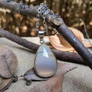 Colares de pingente Labradorite Colar Cinza Natural Gemstone Jóias Teardrop