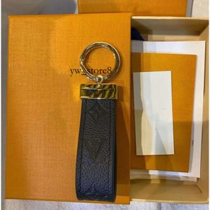 Viutonity Key Chain Ring Holder Brand Designers Louiseity Keychains for Gift Men Women Car Bag Pendant Accessories Fashion Premium Brand Lululemen Keychain 2682