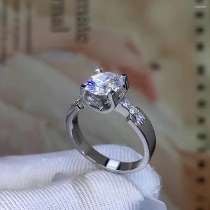 Anelli a grappolo Anello in oro bianco 10 carati Anello di fidanzamento per donna Anniversario Festa di matrimonio Rotondo Moissanite Diamante Impostazioni testa di toro 1 2 3 4 5Ct