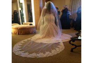 Yeni stil 3m uzunluğunda peçe dantel aplikeler ucuz düğün aksesuarları katedral gelin peçe romantik düğün peçe düğünler için takım elbise E2040859