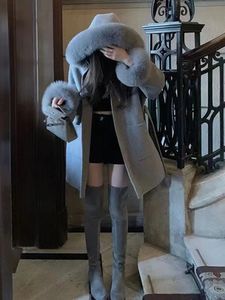 Elegant kvinnors ullrock långärmad koreansk mode retro jacka ultratunn solid fairycore huva 2023 Ny höst- och vinterrock 240112