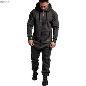 Men's Jeans New Foreign Trade Men's Hooded Fleece Jumpsuit Solid Color Contrast Casual Men's Suit JumpsuitL240111