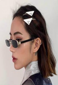 Nya ankomst trianglar Letter Girl Barrettes Designer Hair Clip Fashion Women Accessories With Stamp Top Quality8280413