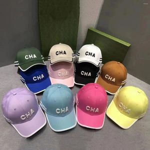 볼 캡 Rindu Dopamine Candy Color 자수 편지 큰 머리 둘레 밝은 야구 모자 남자와 여자 Sun Hats 커플