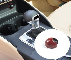 Car Styling Console Maniglia del cambio Testa Telaio Copertura in fibra di carbonio Adesivo rosso per A3 8V 2014-2018 Accessori interni307s2853833