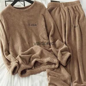 Roupas para casa ITOOLIN Mulheres Conjunto de pijama de veludo com top solto e calças quentes Casa casual terno de lã quente feminino conjuntos de lã inverno fatos de treinovaiduryd