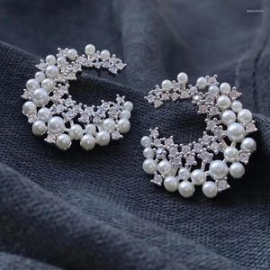 Studörhängen masa koreansk pärla zirkon oregelbunden runda för kvinnor nisch ljus lyx överdrivna trendiga örhänge party smycken