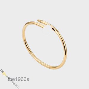 Nagelarmband diamantsmyckesdesigner för kvinnor titanstål Bangle Gold-pläterat aldrig bleknar icke-allergiska guldarmband; Sol1