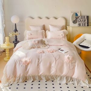 Pink Princess Bedding Set Handgjorda blommor broderier spetsar ruffle eukalyptus lyocell mjuk silkeslen täcke täcke lakan kudde 240112