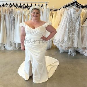 Plus Size Abito da sposa a sirena Sexy spalle scoperte Ruffles Fiori Abiti da sposa country Corsetto con lacci Sweep Train Abito da sposa da spiaggia abiti da sposa eleganti