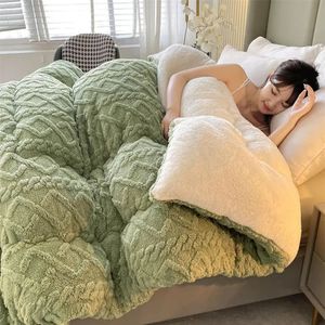 Winter Bedding Thick Quilt Blanket Thickened Warm Flannel Fleece Comforter for Cold Nights Set Bed Duvets Quilts the Blankets 240112