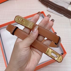 Bälte 18 mm Woman Belt Designer Real Calfskin gjorde mässing Luxury Brand Högsta Counter Quality Classic Style 031