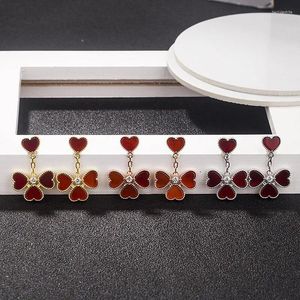 Orecchini a bottone S925 Collana a quattro fiori d'amore Collana da donna in agata rossa naturale Fritillaria bianca con cuore di pesca e ciondolo a forma di petalo