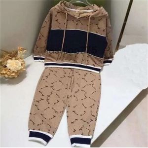 Designers Kids Clothing Sets Letter Print Baby Boys Girls Jacket Coat Trousers Tracksuits Outdoor Children Hoodie Pants Suit Sportswear