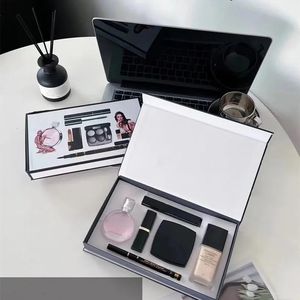 Makeup Set Collection Foundation Eye Shadow Palette Matte Lipstick 15ml Perfume 6 in 1 Cosmetic Kit with Gift Box for Women high quality 1 pcs