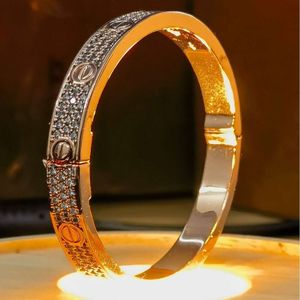 V High Card Home Wide Edition Sky Star for Women Thick Plated Rose Gold Fashion Light Full Diamond Couple Bracelet