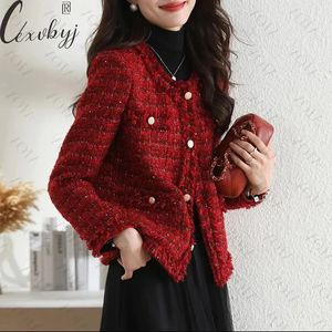 Rote Kurze Tweed-Jacke Frauen Koreanische Mode Quaste Rundhals Design Mantel AllMatch Herbst Einreiher Taste Luxus Outwear 240112