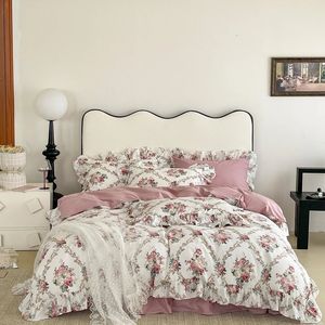 100% cotone stile francese vintage rosa volant in pizzo set biancheria da letto fiori copripiumino tinta unita gonna letto copriletto federe 240112