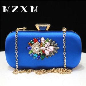 2023 Handbag Clutch With s Metal Button Evening Dress Bag Party Wedding Chain Shoulder Water Diamond Wallet 240111