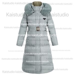 2023 outono/inverno design feminino europeu e americano moda cinto temperamento feminino fino ajuste para baixo casaco