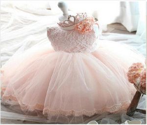 Vintage Spitze Baby Mädchen Hochzeit Festzug Kleid Kleinkind Prinzessin Kleine Mädchen 1 Jahr Geburtstag Party Kleid Neugeborene Taufkleider LJ6788486