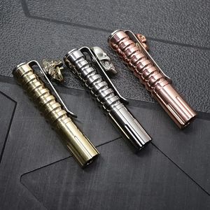 EDC Alloy Copper Brass Torch LED Falllampe Pocket Light Outdoor Camping Använd AAA 240112