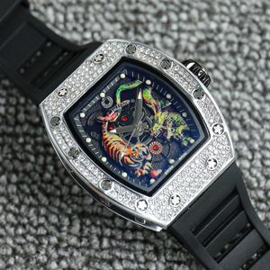 Zegarki modowe męskie duże rozmiary Diamentowe zegarek 44 mm Importowany kwarcowy ruch importowany gumowy pasek designerski zegarki Montre męskie projektant Montre de Luxe