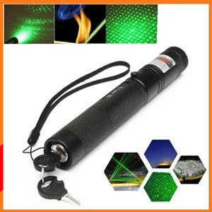 Puntatori Puntatore laser ad alta potenza 303 Penna laser potente potente militare Torcia potente Torcia a luce laser verde per gatto/caccia/ppt