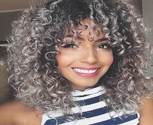 Peruca de cabelo encaracolado afro sintético ondulado fofo com franja perucas encaracoladas para mulheres negras ombre perucas cinza para uso diário direto da fábrica3699776